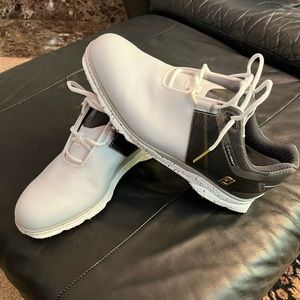 Men’s FootJoy Golf Shoe
